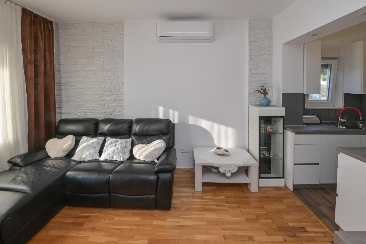 Apartment Center Ana Новаля Екстер'єр фото